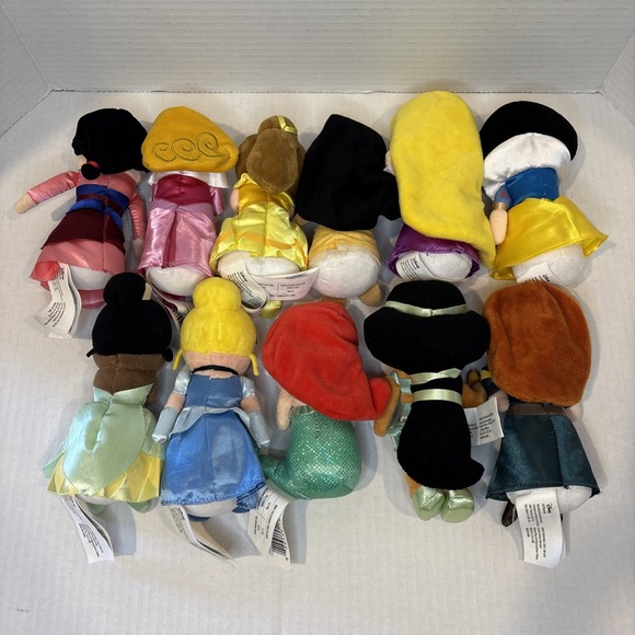 JUST PLAY DISNEY PRINCESS MINI DOLLS 6" BEAN PLUSH 11 Dolls EUC - Picture 2 of 2